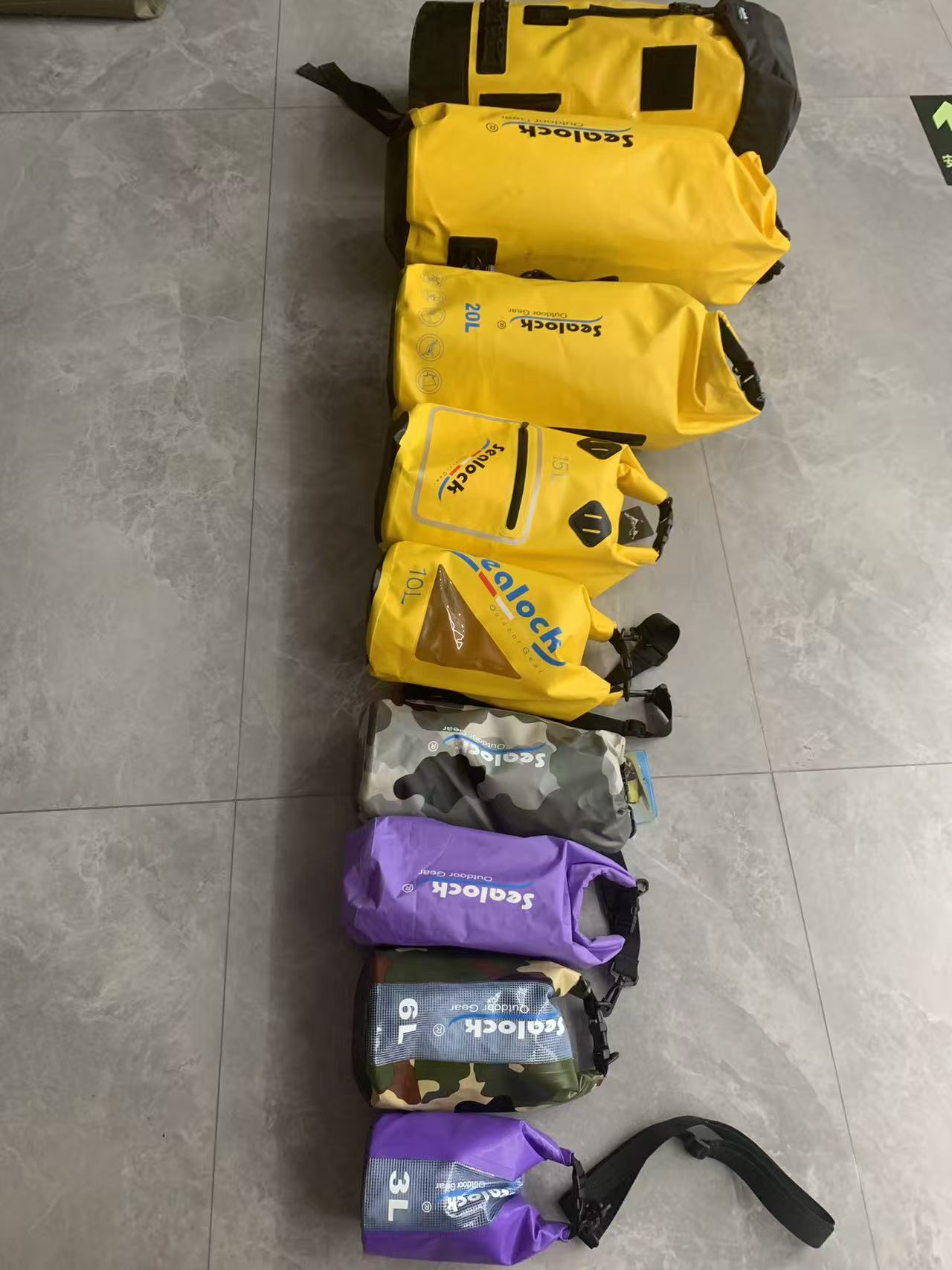 Құрғақ сөмке өндірушісі: OEM және арнайы су өткізбейтін сөмке өндірісі бойынша нұсқаулық